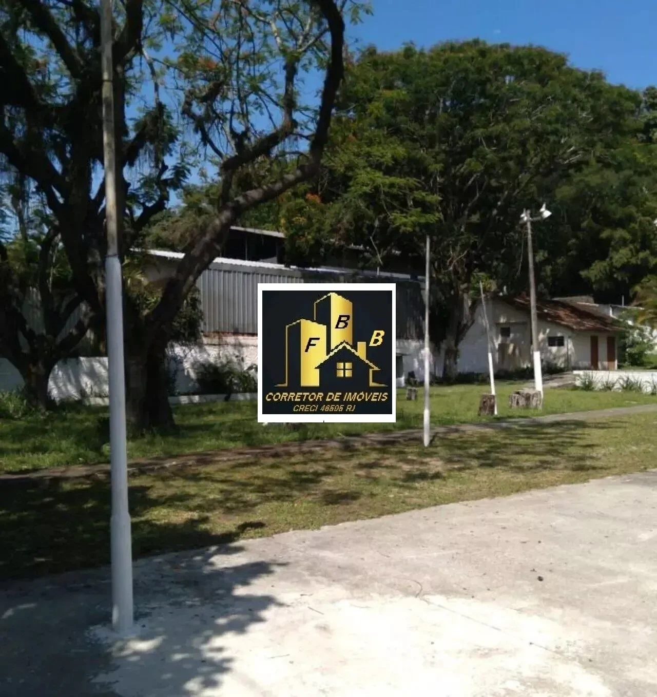 Imagem Terreno à Venda, 2160 metro em Badu - Niterói