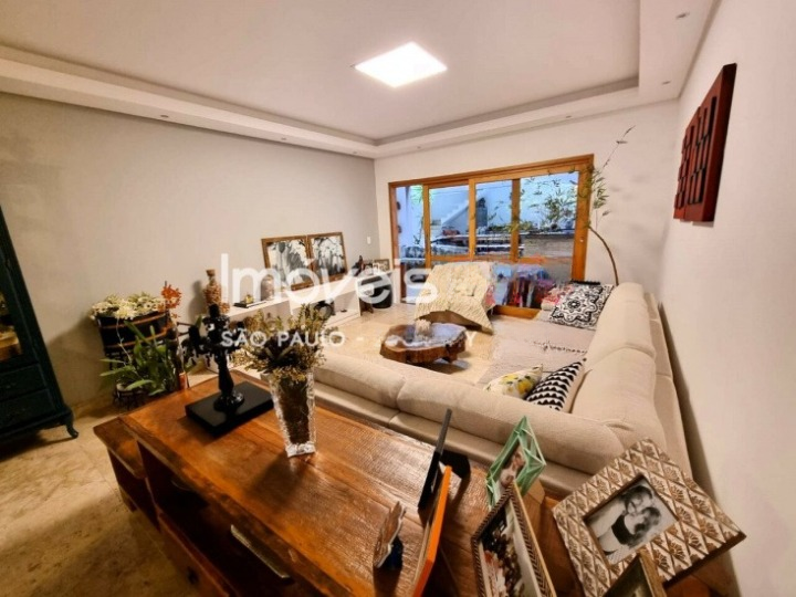 Imagem Casa de Vila com 3 Quartos à Venda ou Temporada, 269 m²em Vila Mariana - São Paulo