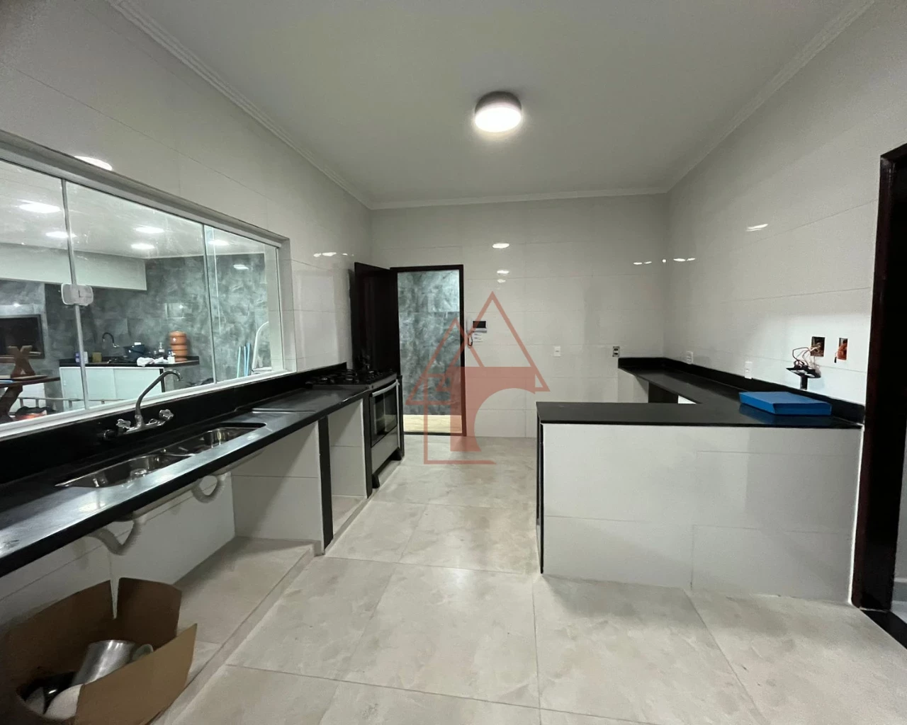 Imagem Casa com 4 Quartos à Venda, 230 m² em Jardim Casqueiro - Cubatão