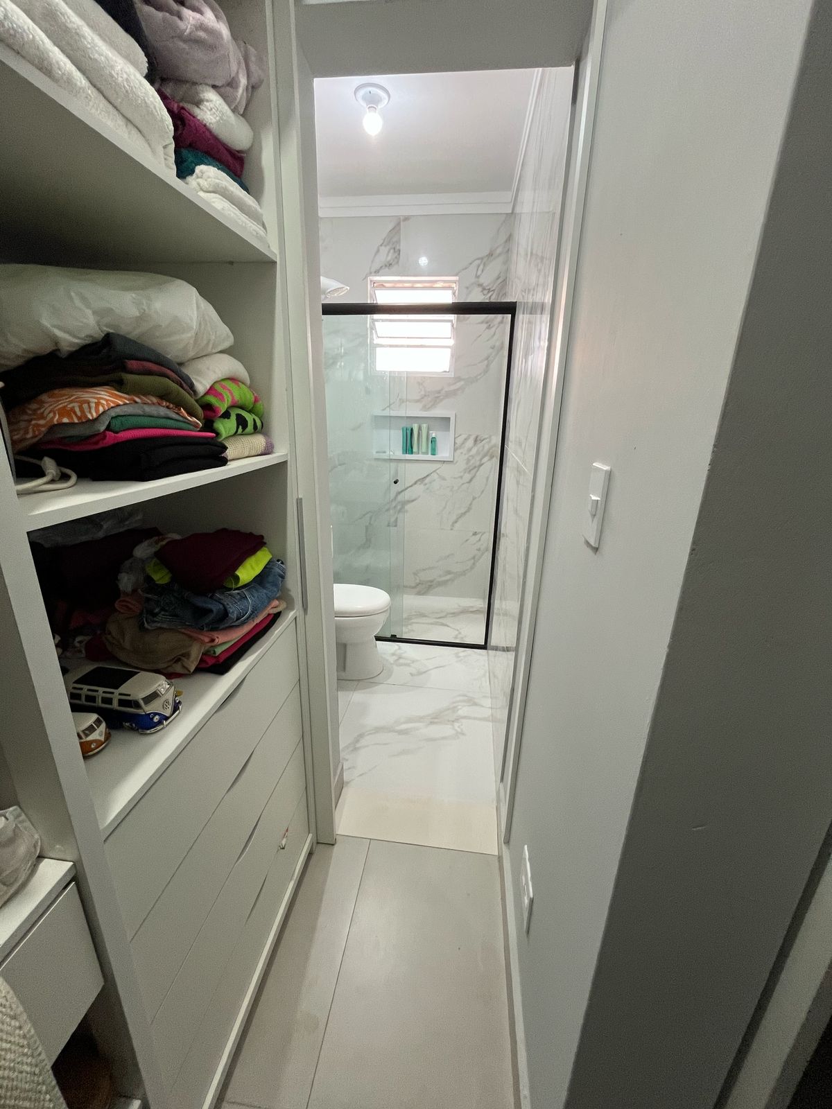 Imagem Casa de Condomínio com 2 Quartos à Venda, 85 m² em Eugênio de Mello - São José dos Campos