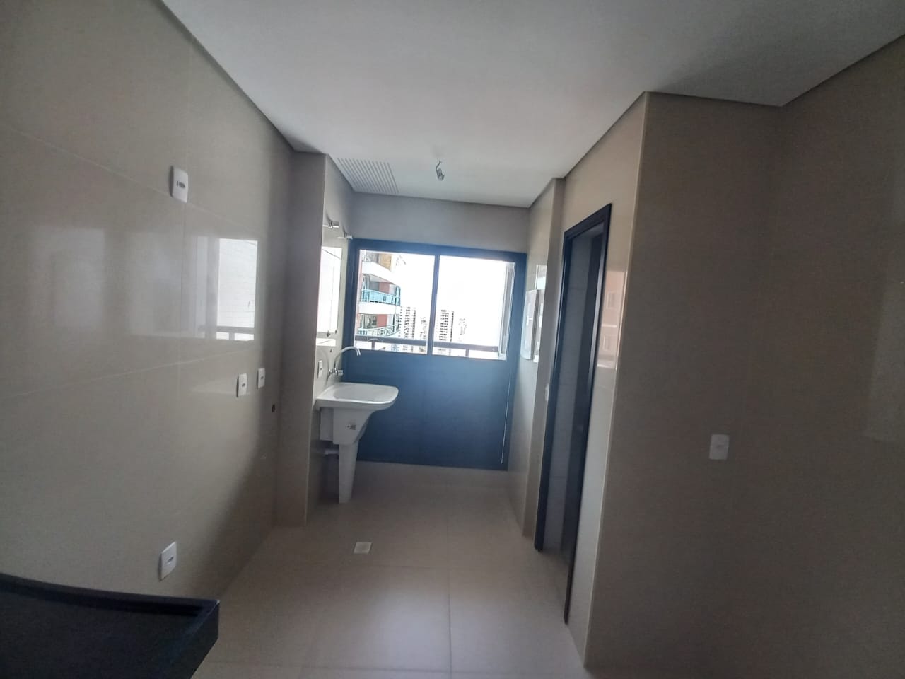 Imagem Apartamento com 3 Quartos à Venda, 107 m²em Cocó - Fortaleza