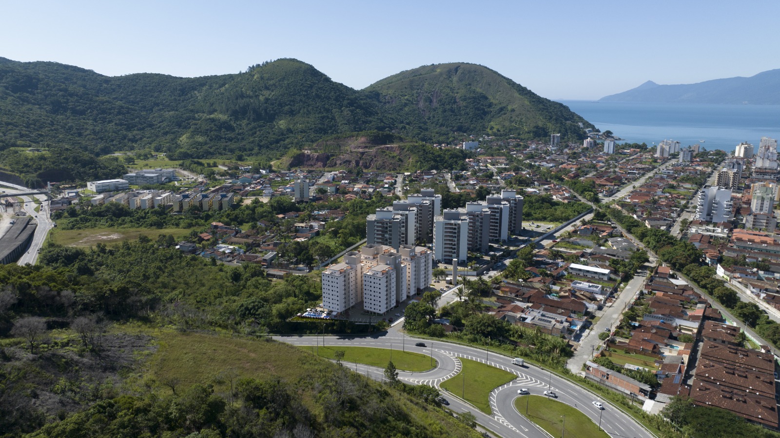 Imagem Apartamento com 2 Quartos à Venda, 61 m² em Martim de Sá - Caraguatatuba