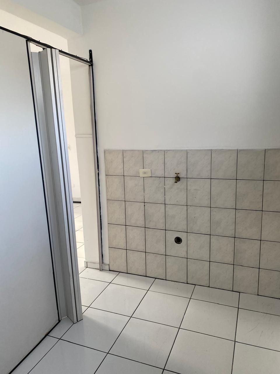 Foto do imóvel: Sala Comercial para Alugar, 40 m² em Vila Maria Trindade - São Paulo