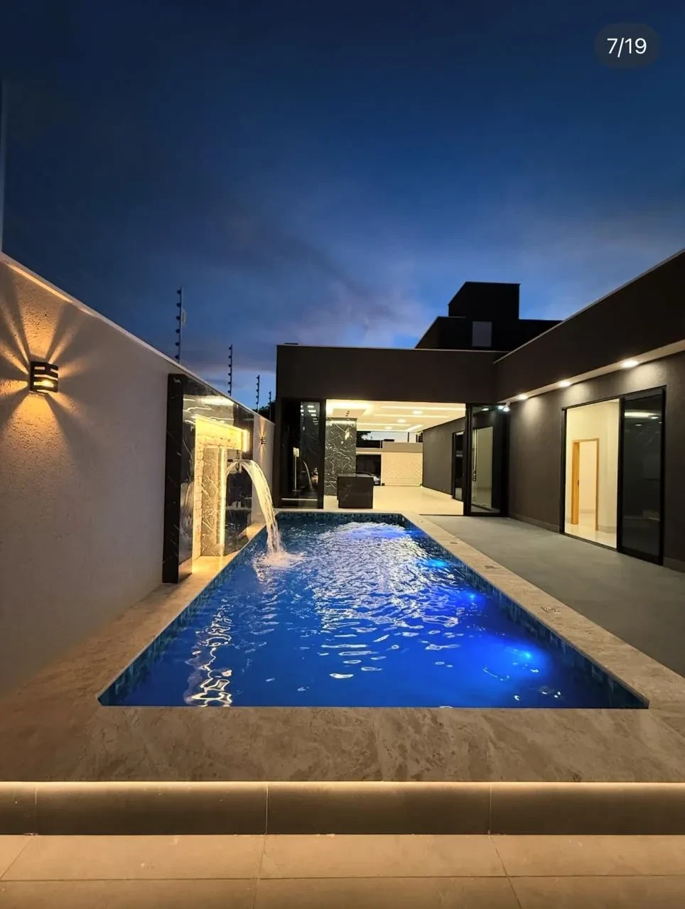 Imagem Casa com 3 Quartos à Venda, 240 m² em Jardim Mont Serrat - Aparecida de Goiânia