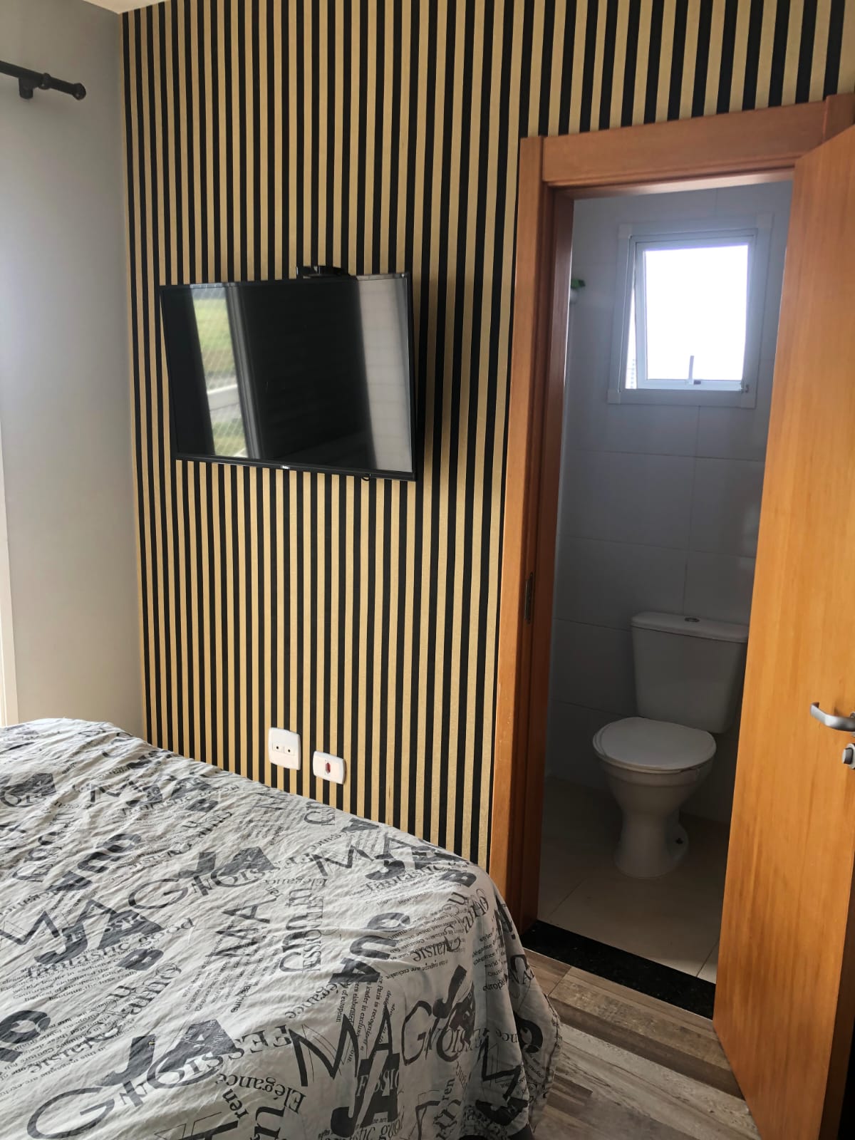 Imagem Apartamento com 2 Quartos à Venda, 65 m²em Caiçara - Praia Grande