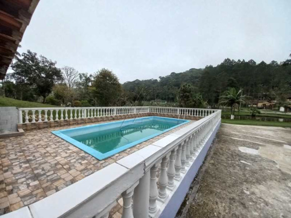 Chácara com 6 Quartos à Venda, 400 m² em PALESTINA - Juquitiba