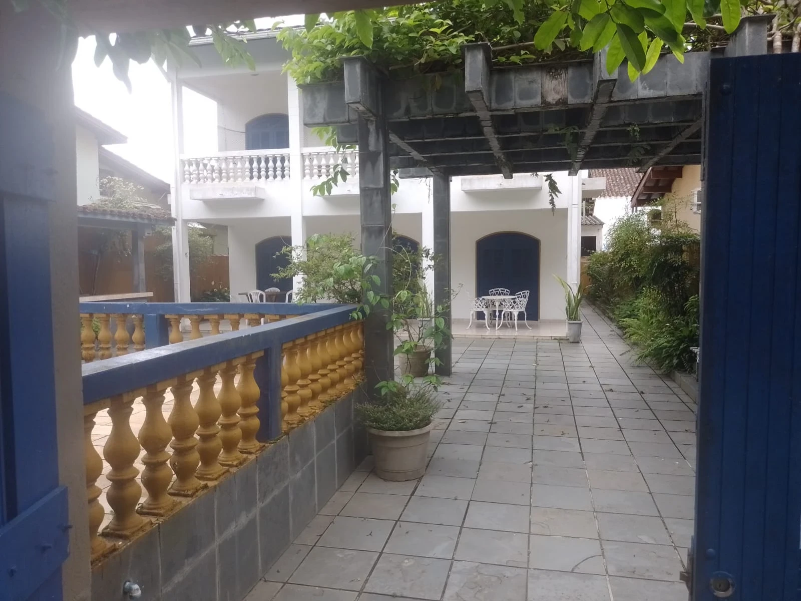 Imagem Sobrado à Venda, em Balneário Praia do Pernambuco - Guarujá