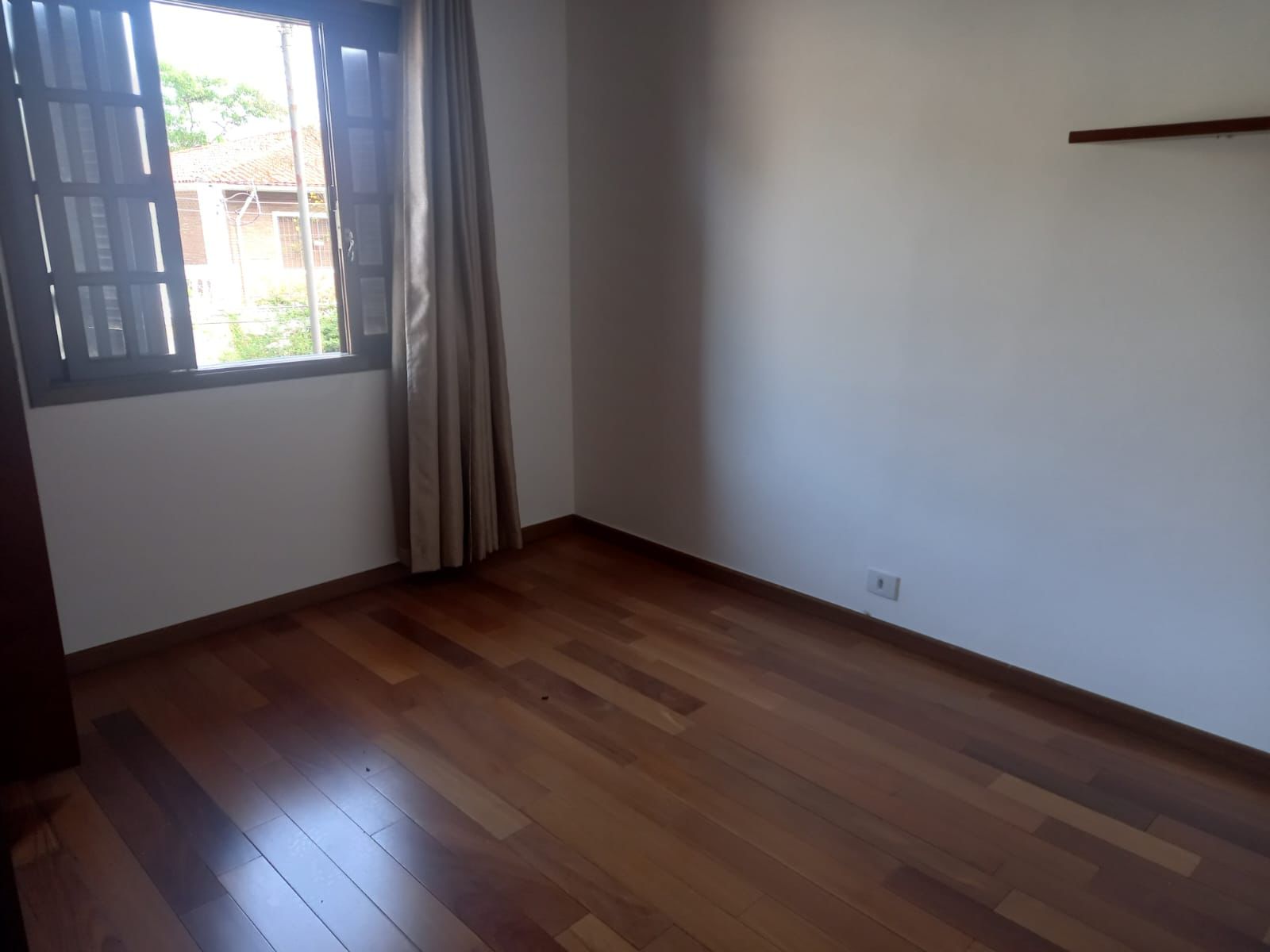 Imagem Sobrado com 3 Quartos à Venda, 181 m²em Jardim Prudência - São Paulo