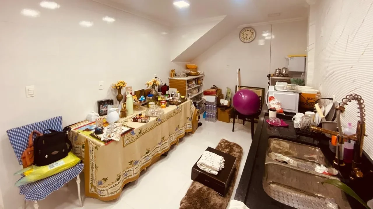 Imagem Sobrado com 4 Quartos à Venda, 214 m² em Encruzilhada - Santos