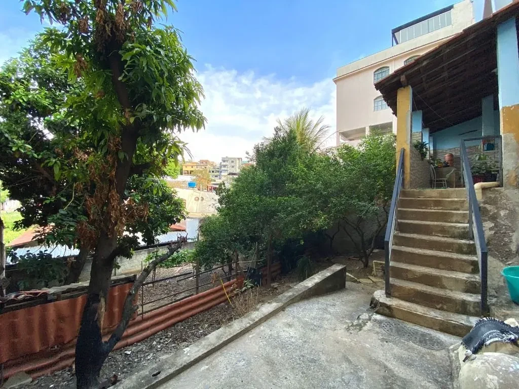 Imagem Casa com 4 Quartos à Venda, 328 m² em Planalto - Belo Horizonte
