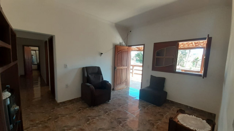 Imagem Casa com 2 Quartos à Venda, 180 m² em Planalto - Mateus Leme