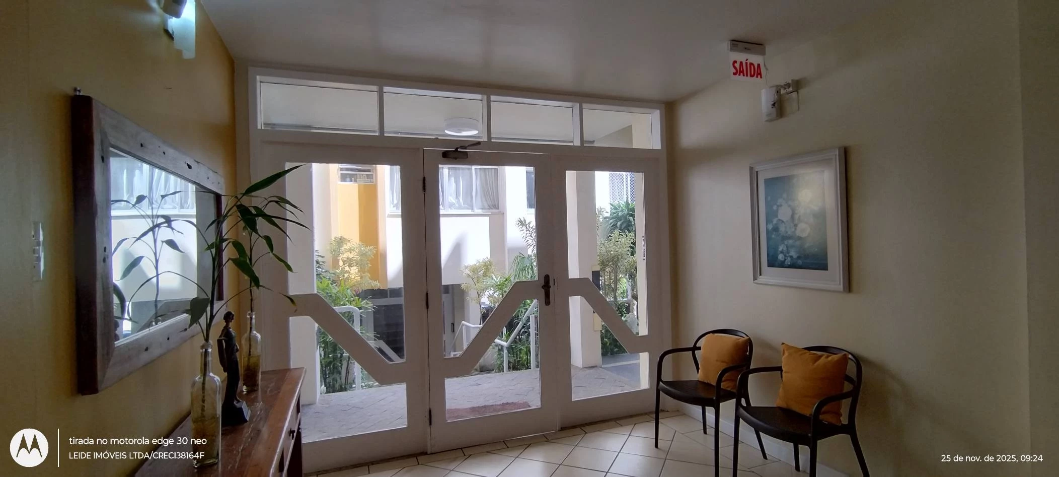 Imagem Apartamento com 2 Quartos à Venda, 5.700 m² em Coqueiros - Florianópolis