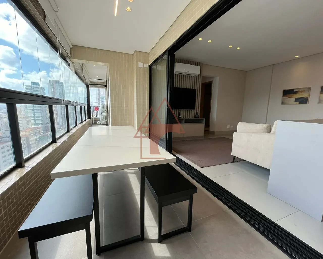 Imagem Apartamento com 2 Quartos à Venda, 75 m² em José Menino - Santos