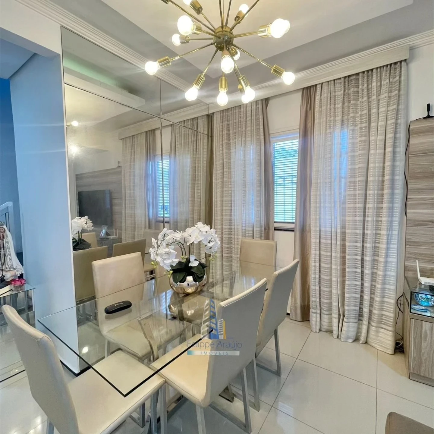 Imagem Casa com 4 Quartos à Venda, 212 metros em Maraponga - Fortaleza