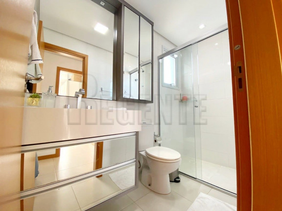 Imagem Apartamento com 3 Quartos à Venda, 93 m² em Barreiros - São José