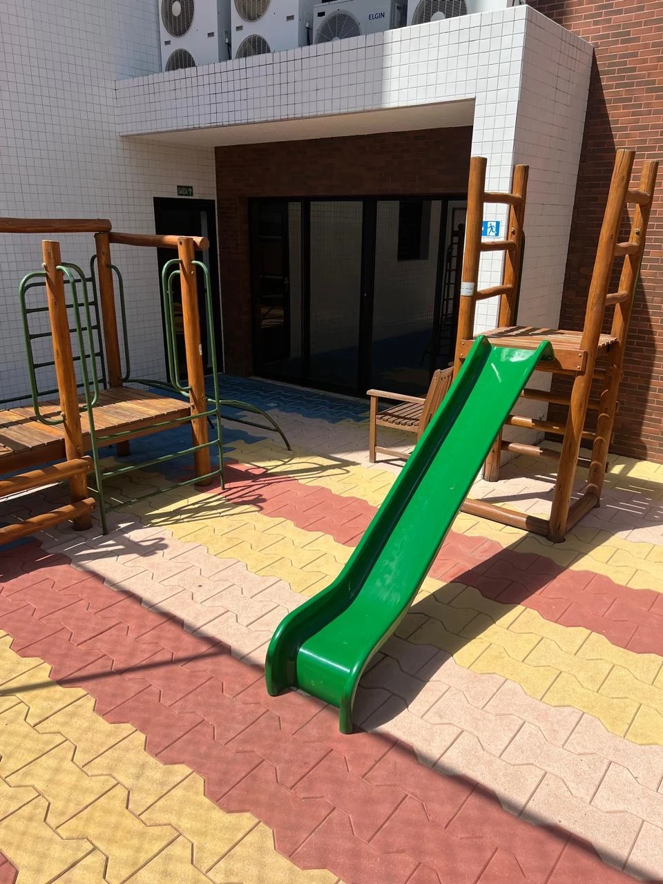 Imagem Apartamento com 3 Quartos à Venda, 81 m² em Cocó - Fortaleza