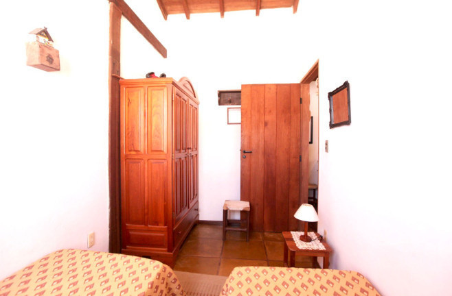 Imagem Casa com 3 Quartos à Venda,  em Centro  - Pirenópolis
