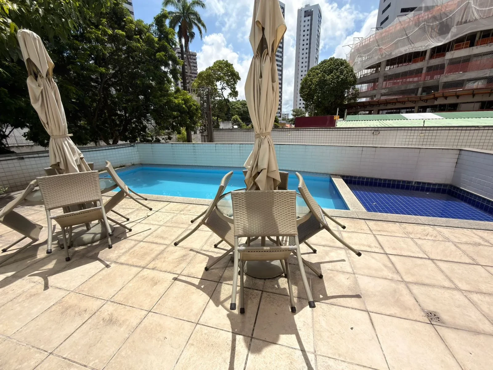 Imagem Apartamento com 3 Quartos à Venda, 126 m² em Encruzilhada - Recife