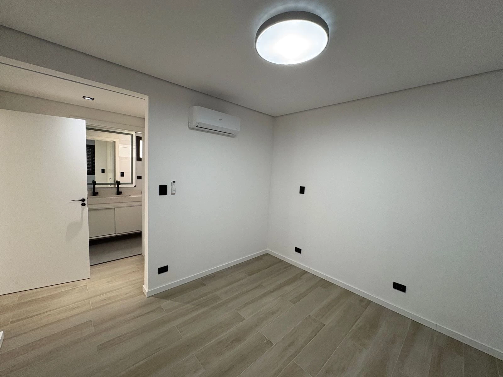 Imagem Apartamento com 2 Quartos à Venda, 90 m² em Pinheiros - São Paulo