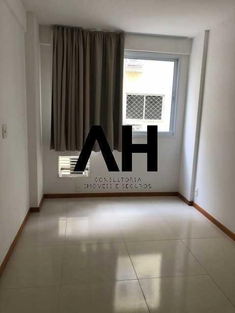 Imagem Apartamento com 2 Quartos à Venda, 60 m²em Largo da Batalha - Niterói