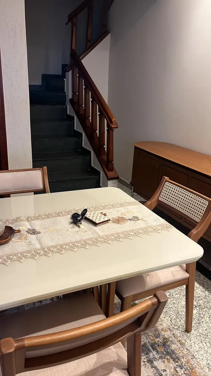 Imagem Cobertura com 4 Quartos para Alugar, 250 m² em Centro-Sul - Cuiabá
