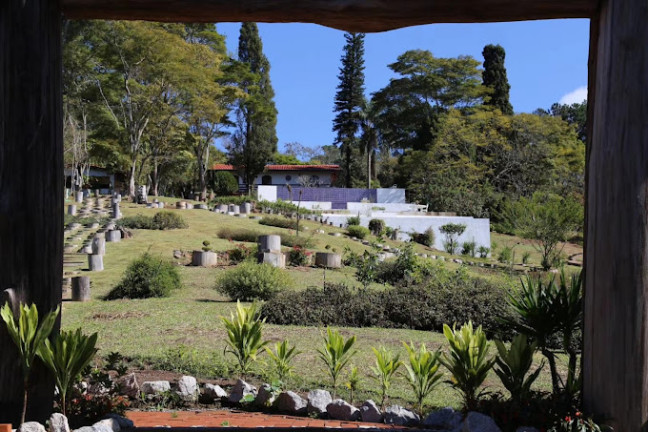 Imagem Chácara com 8 Quartos à Venda, 702 metros em Jardim Santa Vitória (Canguera) - São Roque