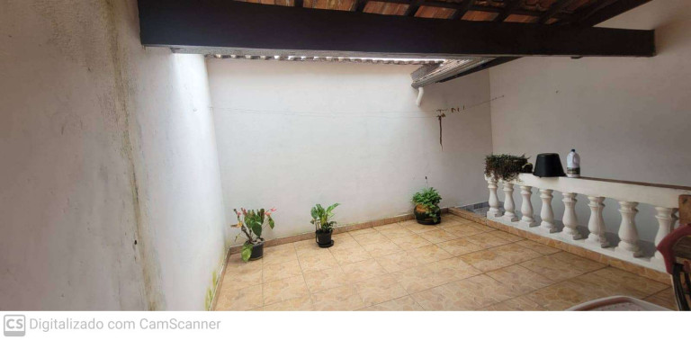 Casa com 4 Quartos à Venda, 200 m² em Jardim Ângela Maria - Carapicuíba