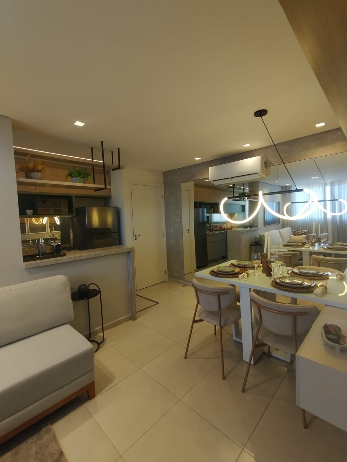 Imagem Apartamento com 2 Quartos à Venda, 4 m²em Zona Industrial Pedro Abrão - Goiânia