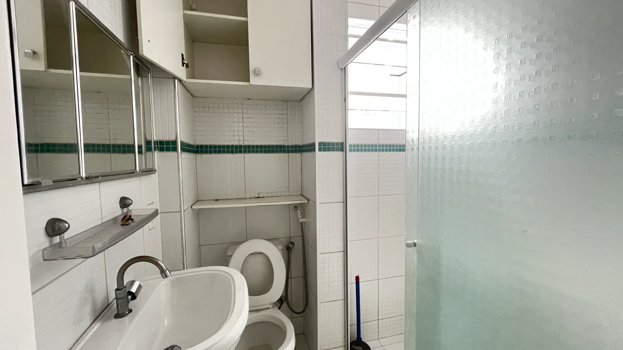 Imagem Apartamento com 1 Quarto à Venda ou Locação, 48 m² em Gonzaga - Santos