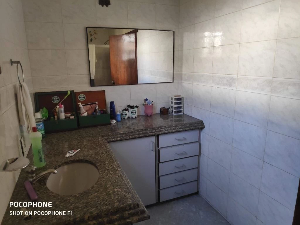 Imagem Casa com 5 Quartos à Venda, 290 m² em Parque Xangri-Lá - Contagem