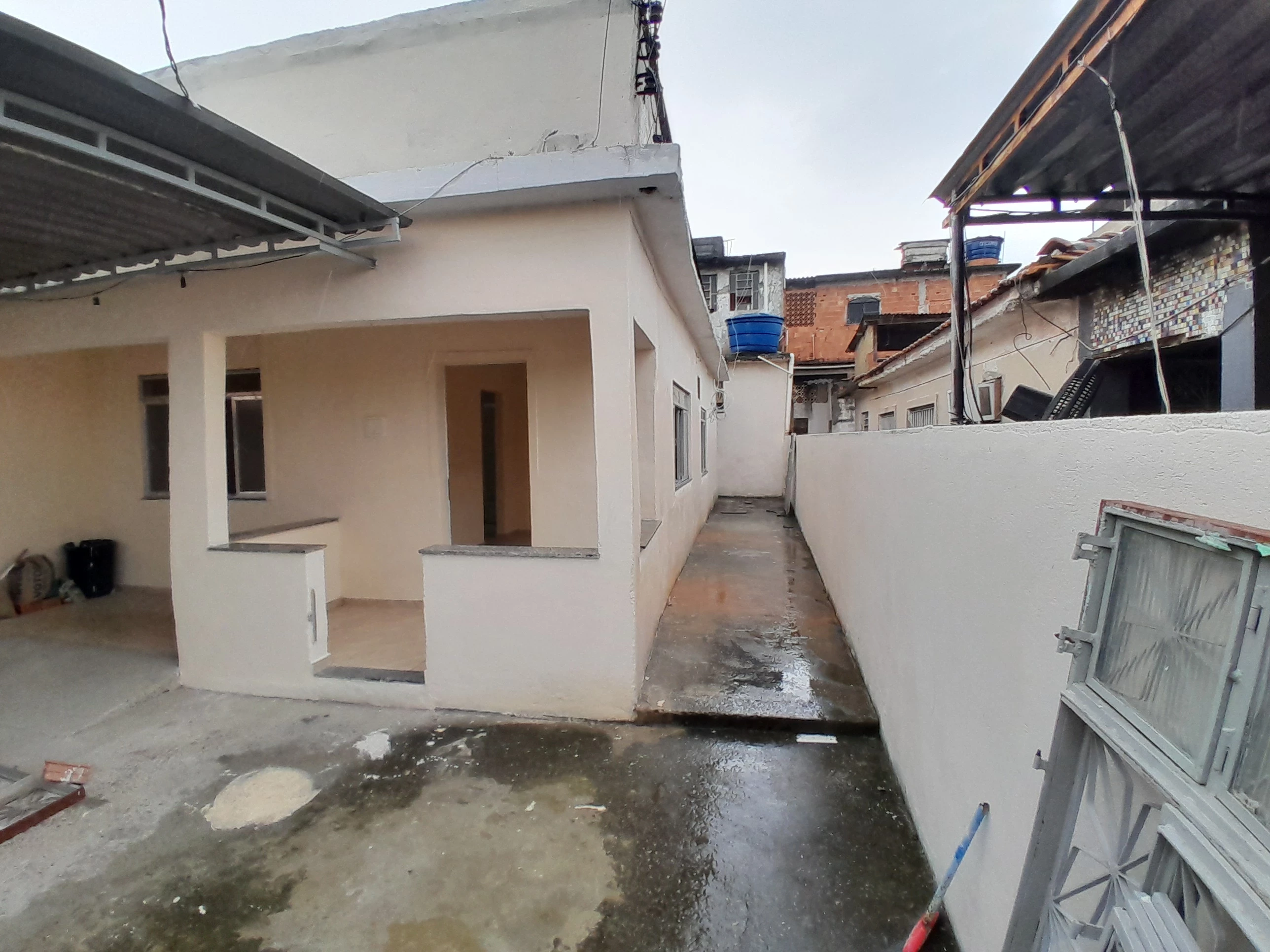 Imagem Casa com 2 Quartos à Venda, 112 m² em Bangu - Rio de Janeiro