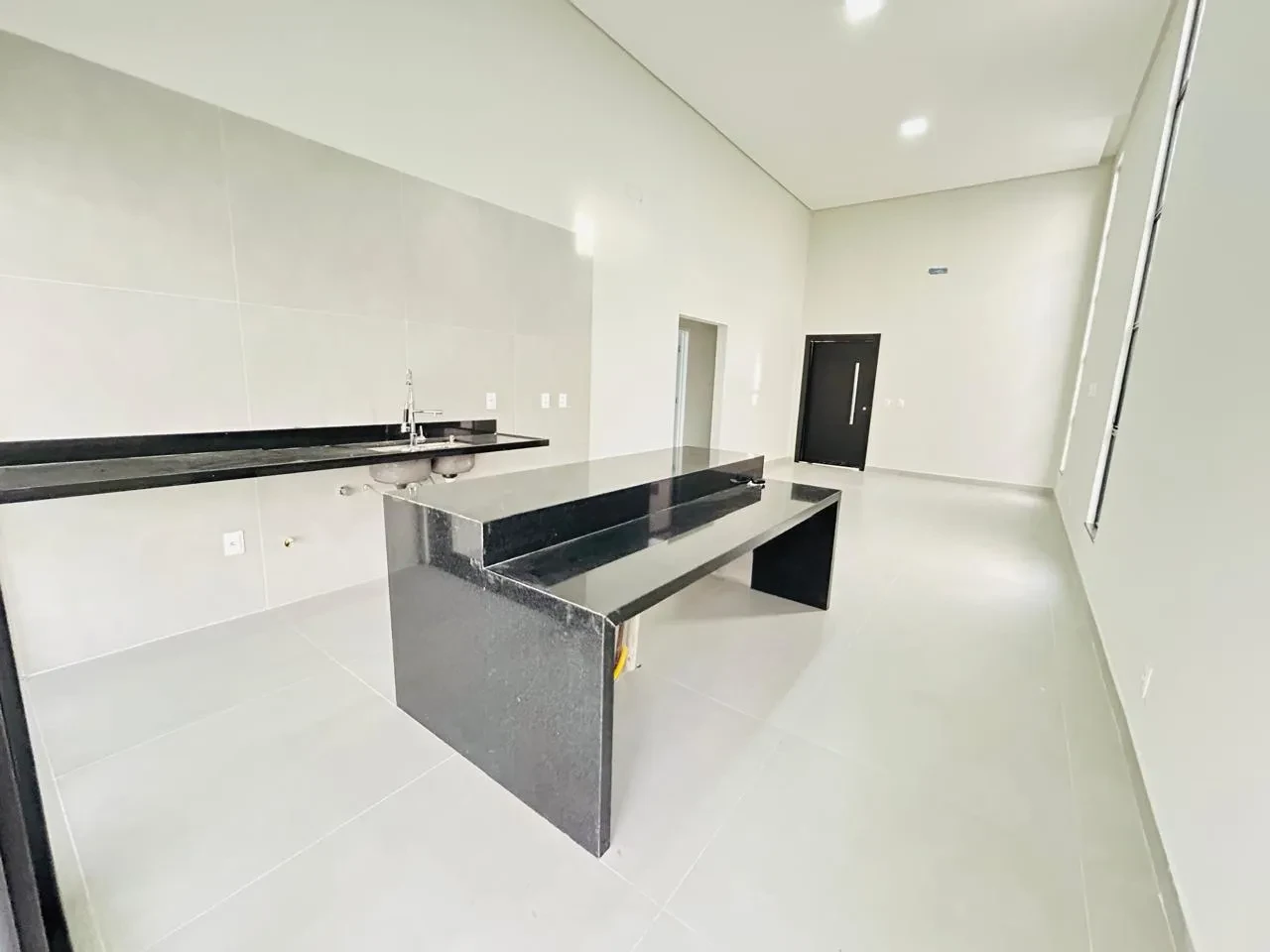 Imagem Casa de Condomínio com 3 Quartos à Venda, 144 m² em Cidade Alpha - Eusébio