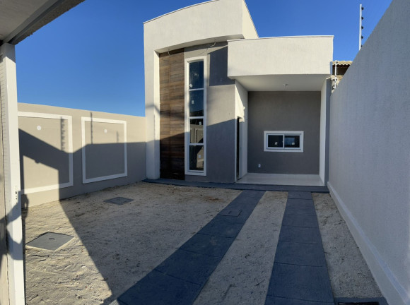 Casa com 3 Quartos à Venda, 100 m² em Siqueira - Fortaleza