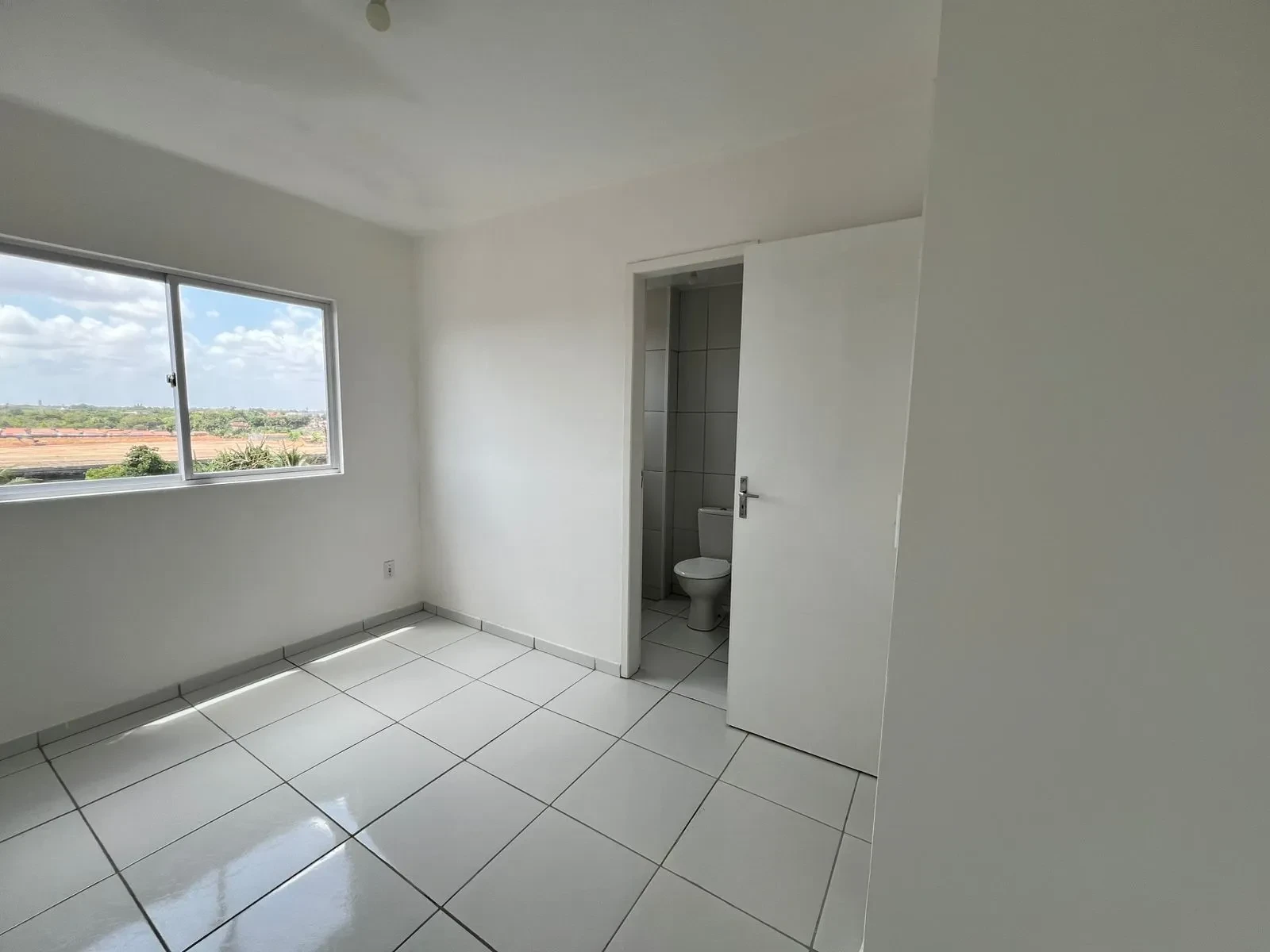 Imagem Apartamento com 2 Quartos à Venda, 57 m² em Nova Esperança - Parnamirim