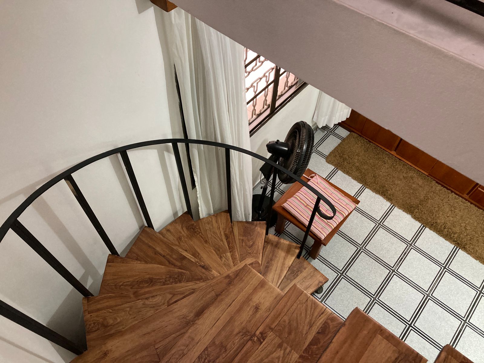 Imagem Sobrado com 4 Quartos à Venda, 228 m²em Piraporinha - Diadema