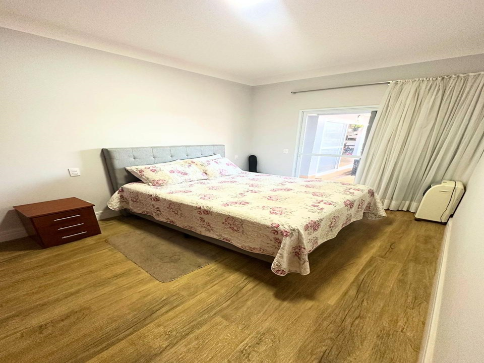 Imagem Casa de Condomínio com 3 Quartos à Venda, 435 m² em Medeiros - Jundiaí