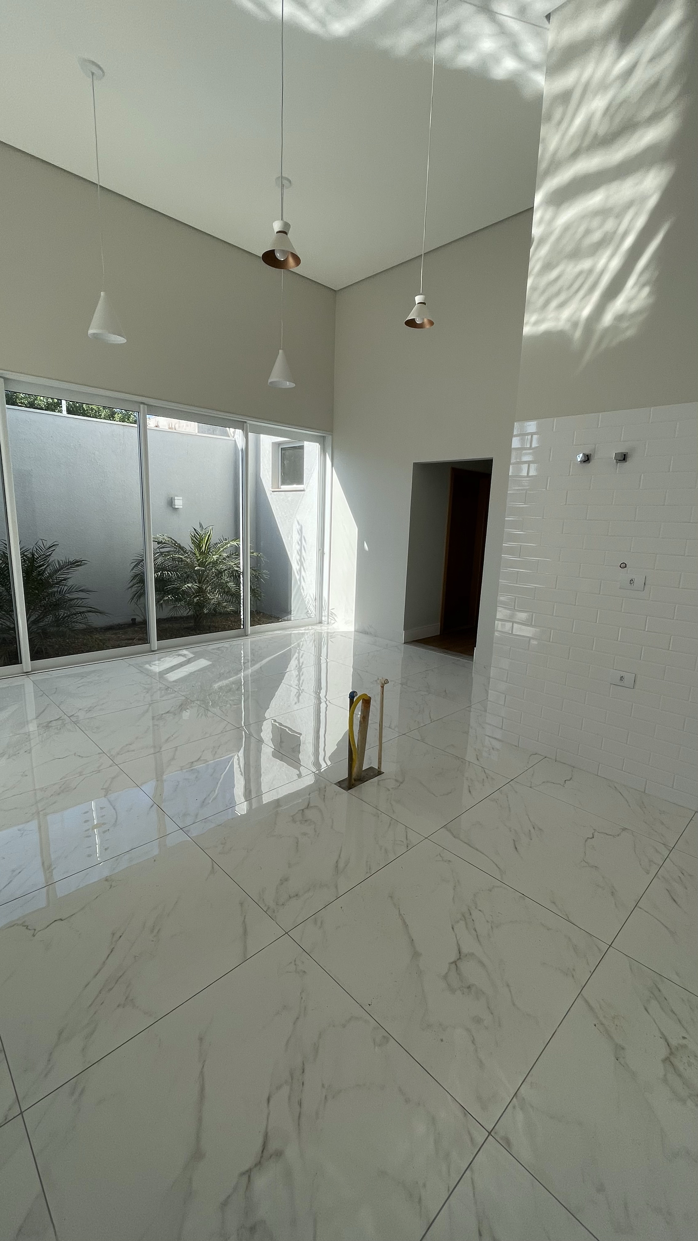Imagem Casa com 3 Quartos à Venda, 140 m²em Jardim Munique - Maringá
