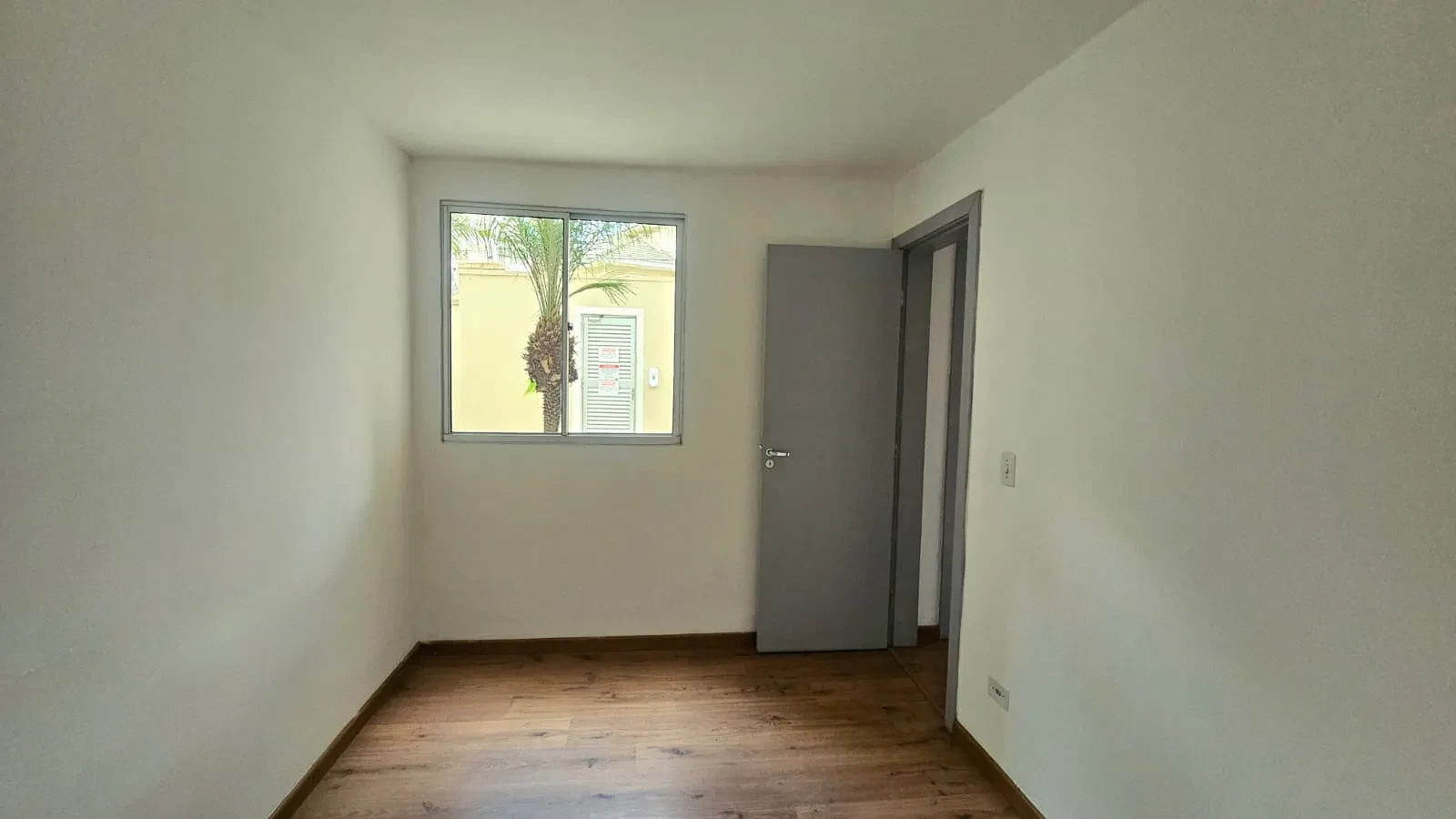 Imagem Apartamento com 2 Quartos à Venda, 52 m² em Cristo Rei - Curitiba