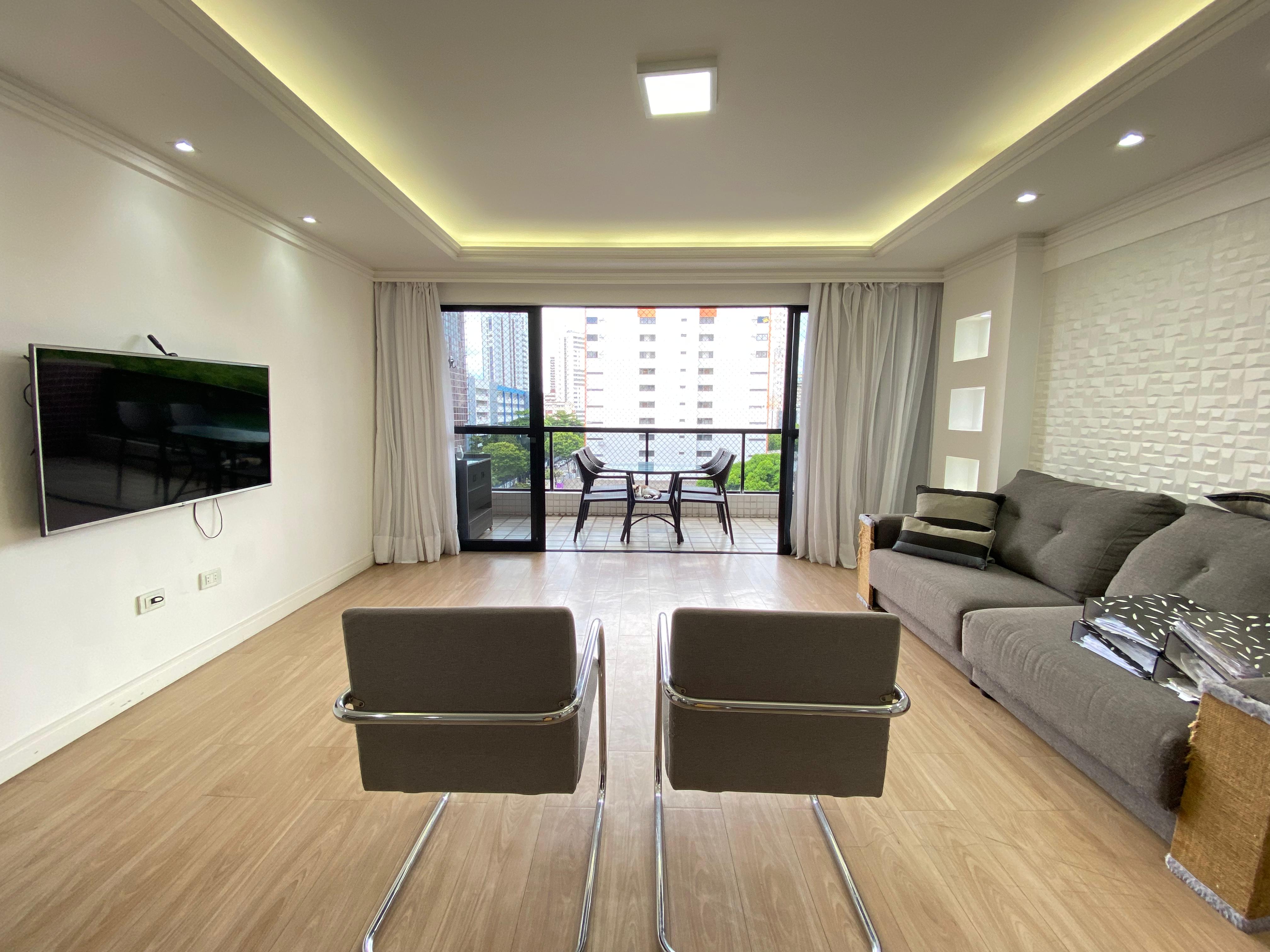 Imagem Apartamento com 3 Quartos à Venda, 140 m²em Boa Viagem - Recife