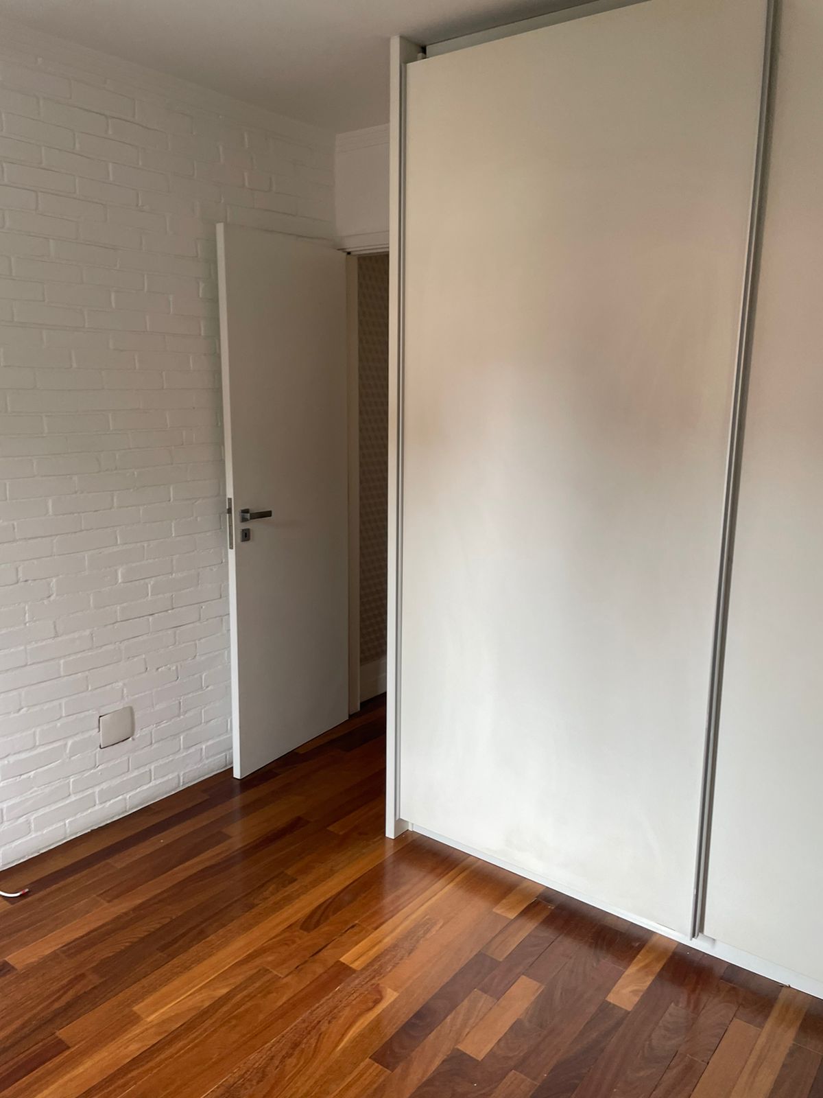 Imagem Casa de Condomínio com 2 Quartos para Alugar, 125 m²em Granja Viana - Cotia
