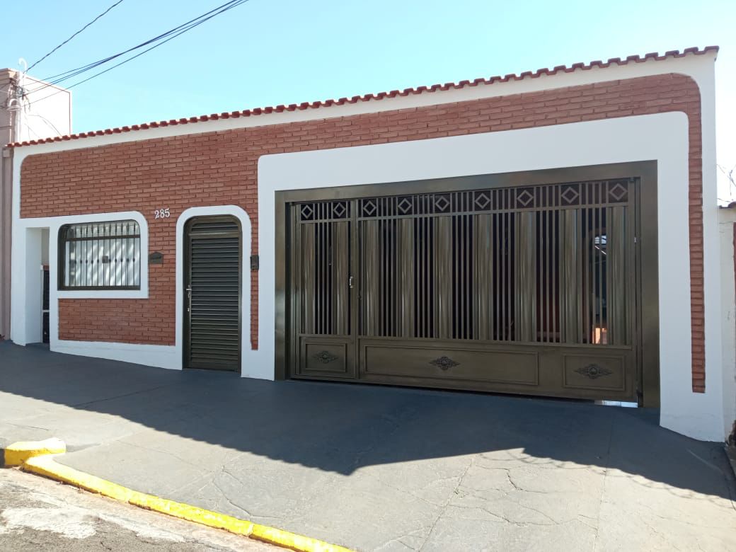 Casa com 3 Quartos à Venda, 180 m²em Jardim Castelo Branco - Ribeirão Preto