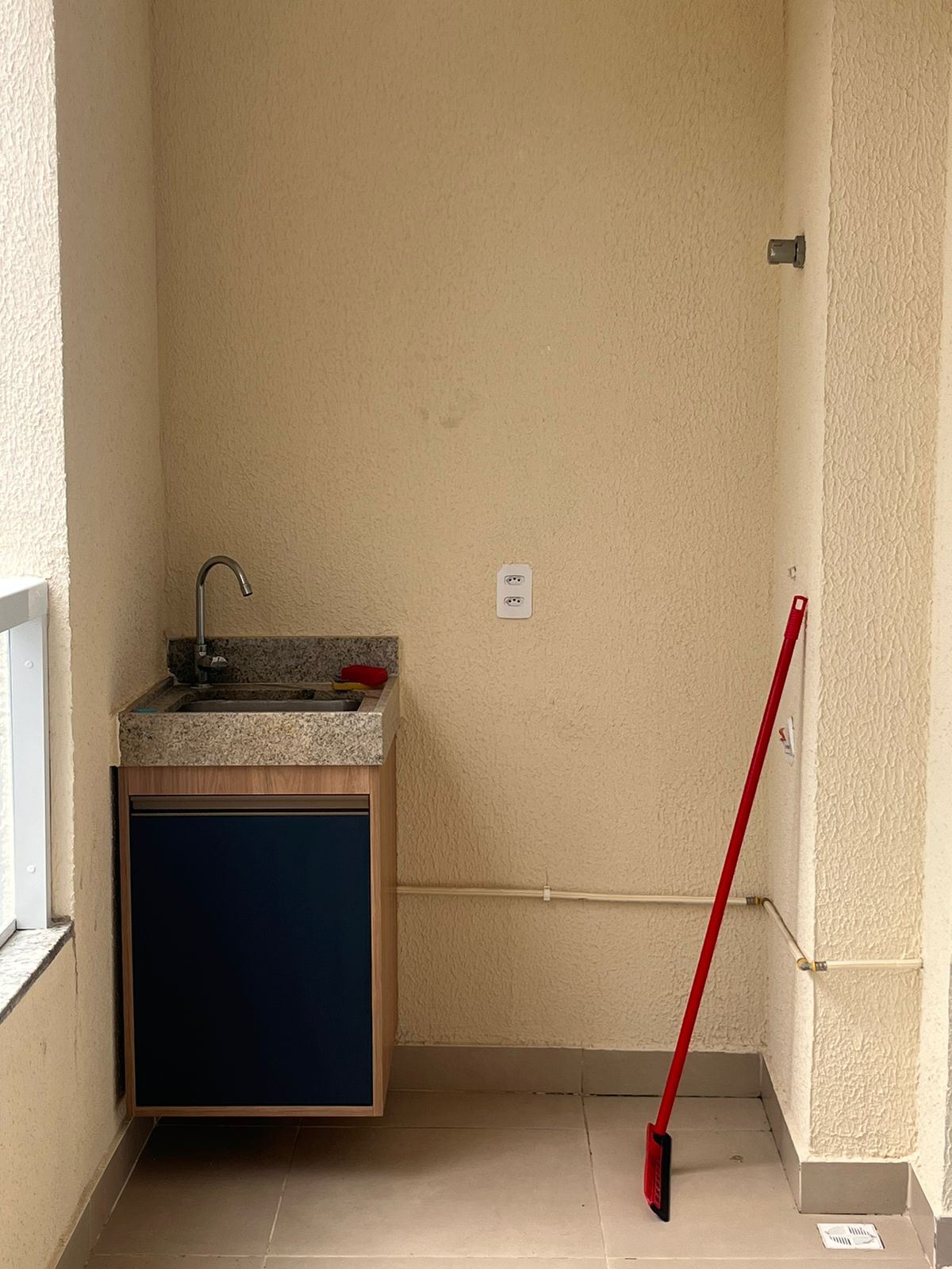 Imagem Apartamento com 2 Quartos para Alugar, 60 m²em Buraquinho - Lauro de Freitas