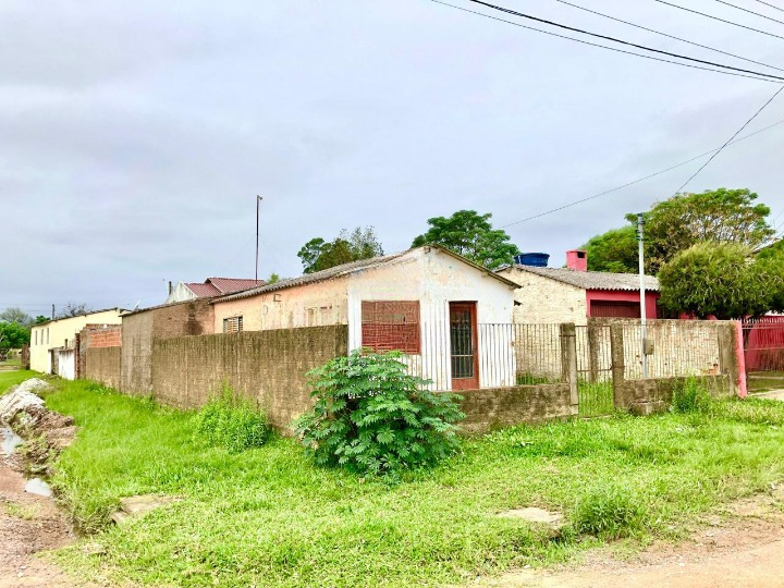 Imagem Casa com 2 Quartos à Venda, 50 m²em Industrial I - Bagé