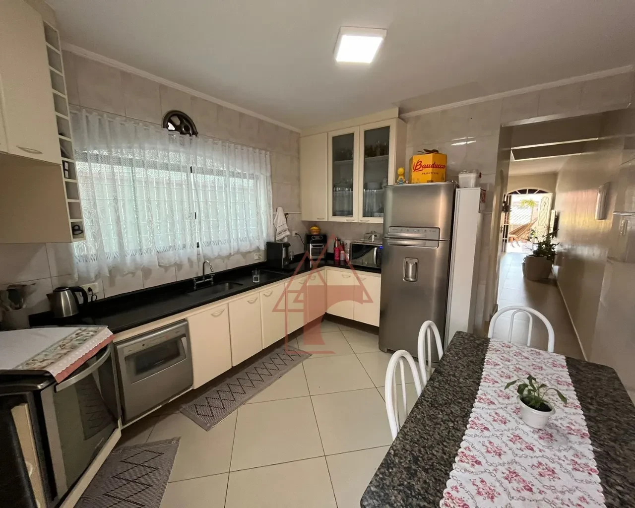 Imagem Sobrado com 3 Quartos à Venda, 203 m² em Jardim Casqueiro - Cubatão