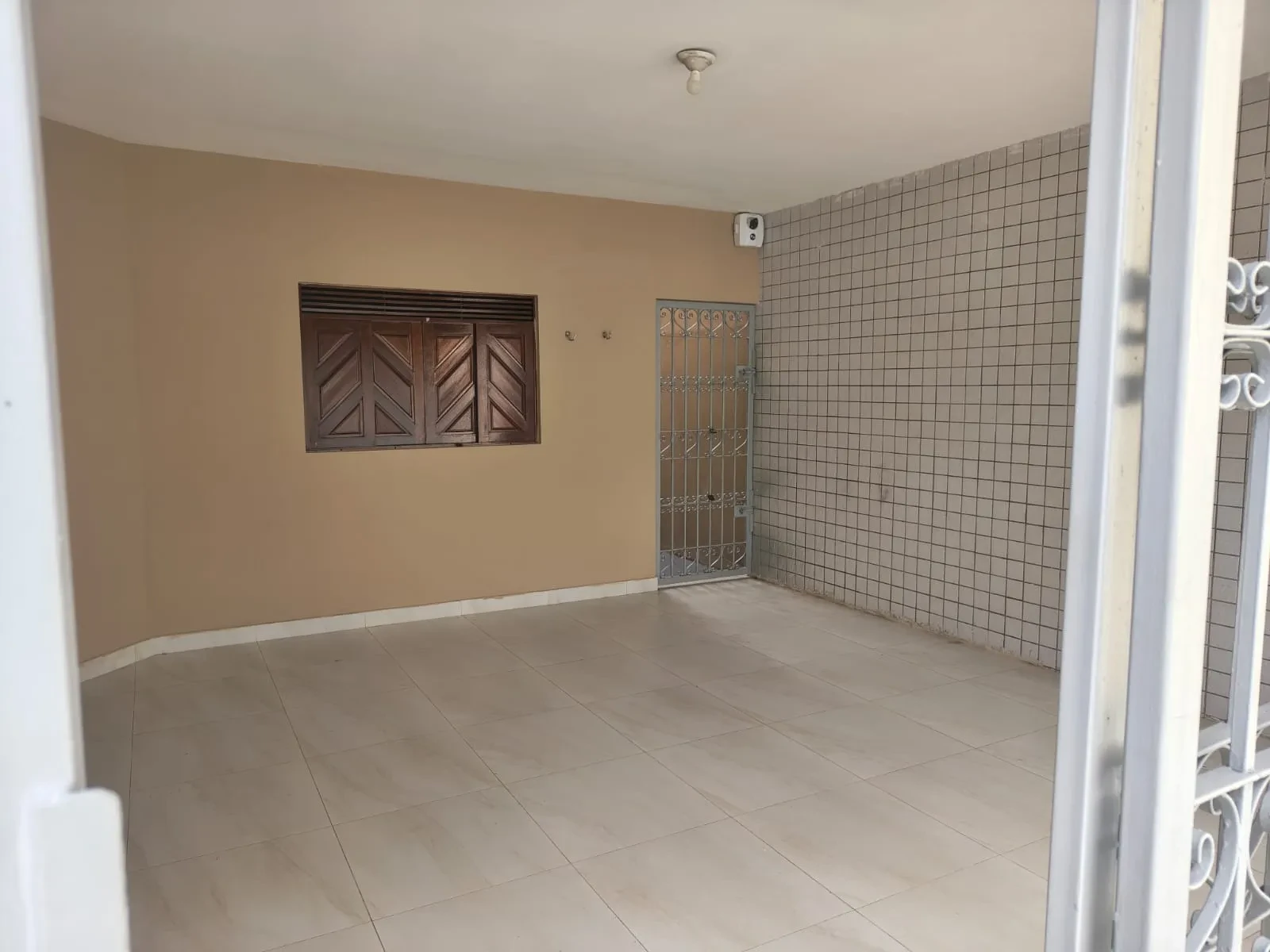 Imagem Casa com 3 Quartos à Venda ou Locação, 130 m² em Nova Parnamirim - Parnamirim