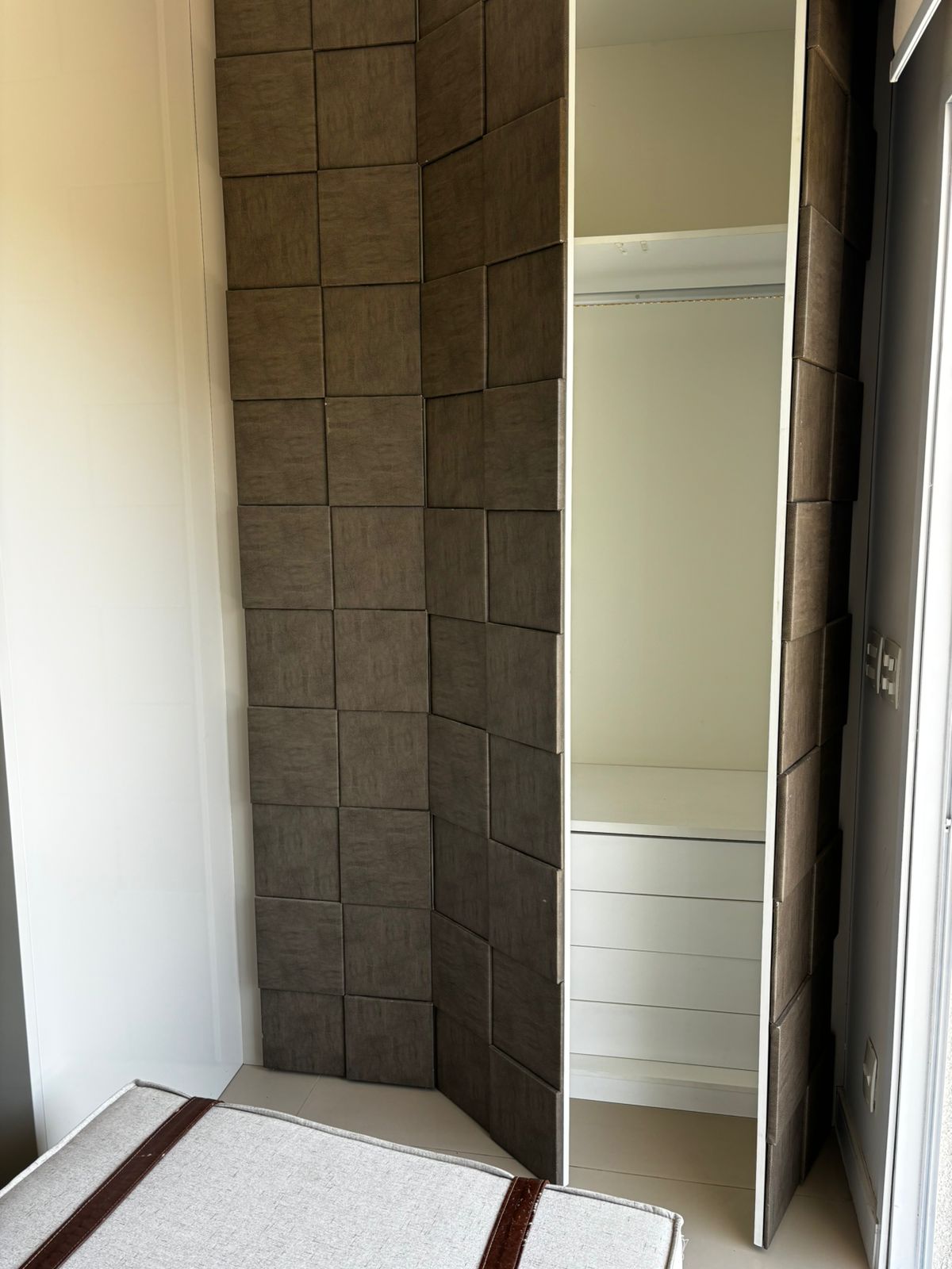 Imagem Loft com 1 Quarto para Alugar, 73 m²em Bosque do Vianna - Cotia