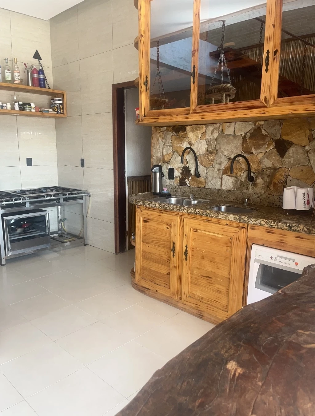 Imagem Casa com 6 Quartos à Venda, 1.050 m² em Pacheco - Caucaia
