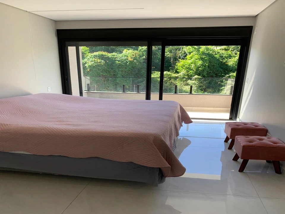Imagem Casa de Condomínio com 4 Quartos à Venda, 260 m² em Jardim Celeste - Cáceres