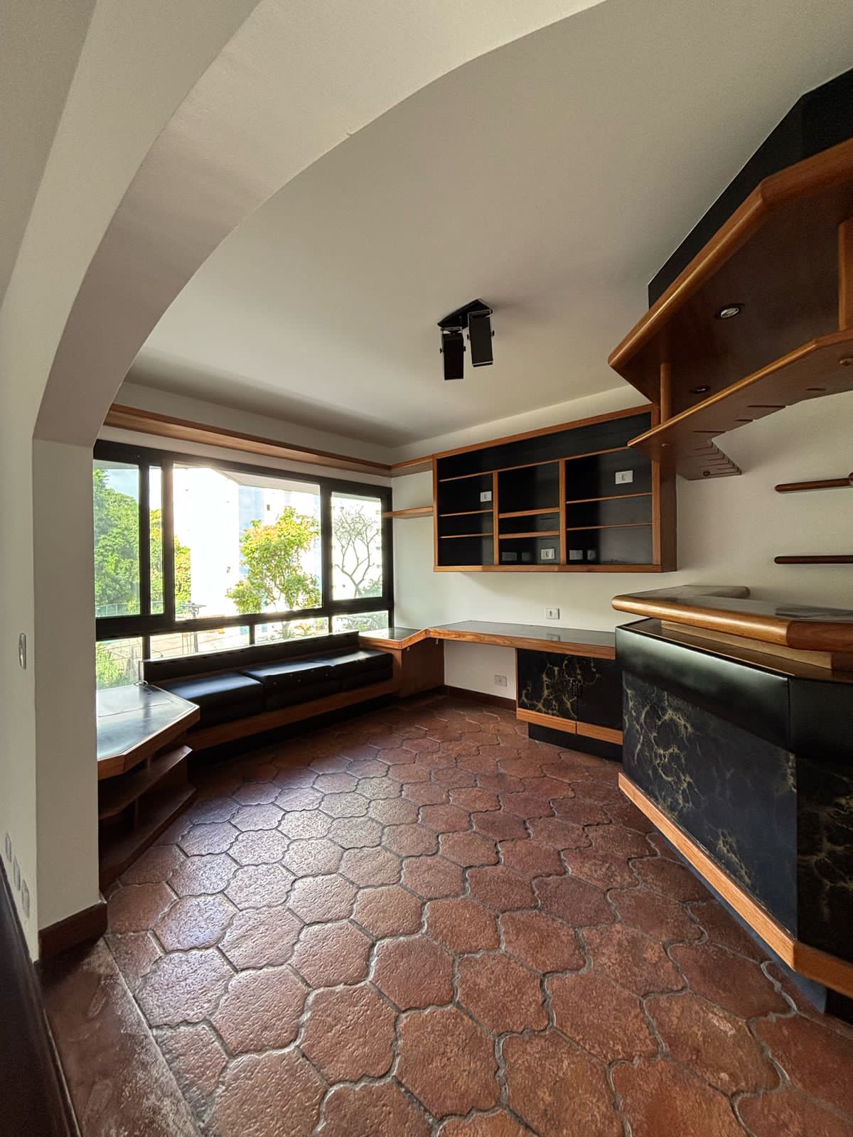 Imagem Apartamento com 4 Quartos à Venda, 211 m² em Itaigara - Salvador