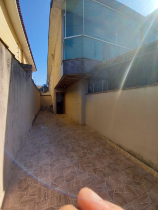 Casa com 3 Quartos à Venda,  em Vila Nossa Senhora de Fátima - São Vicente